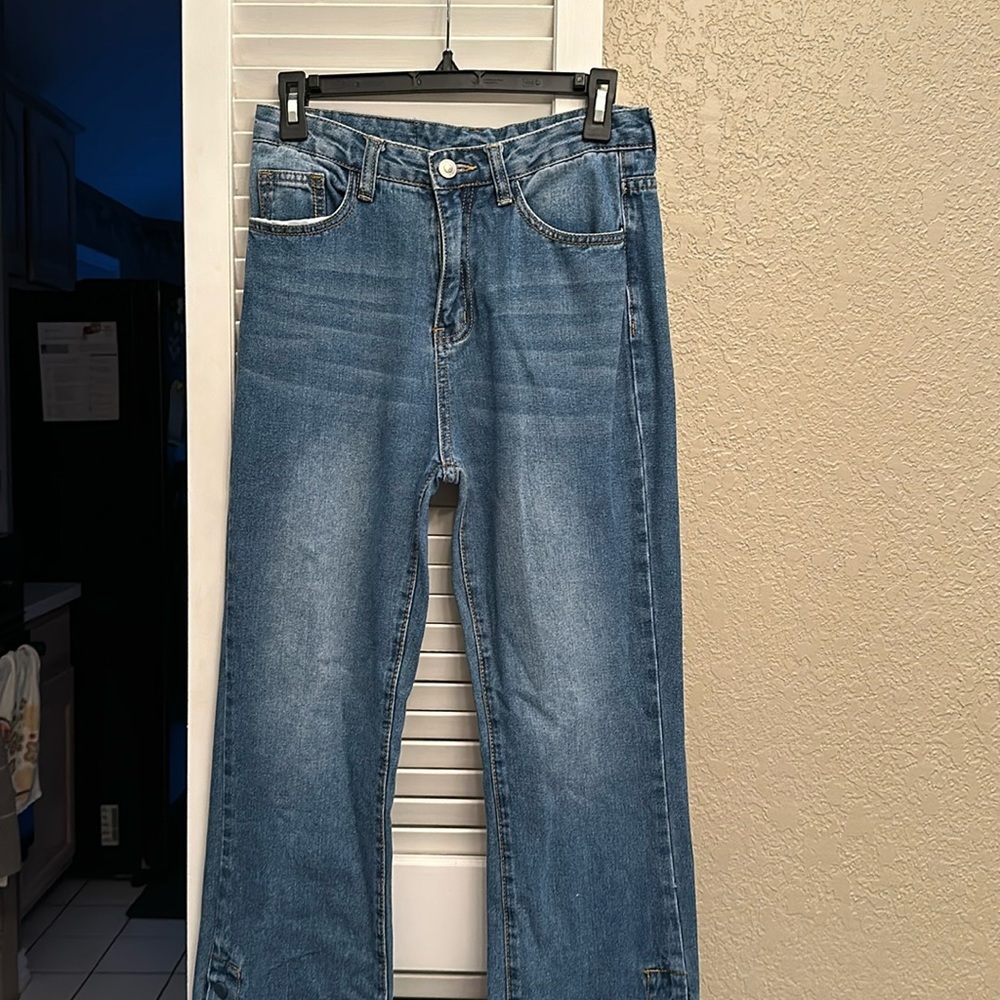 Princess Polly Classic Blue Jean! Button Detail, Flare Leg, and regular rise